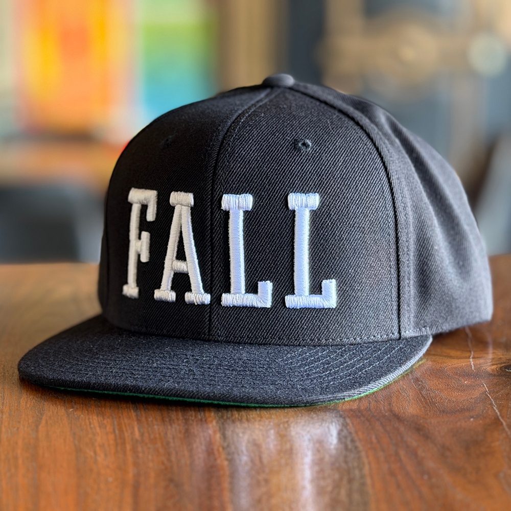 FALL HAT BLACK WHITE